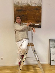 für die Ausstellung 2022 in Stuttgart gemalt und gehängt